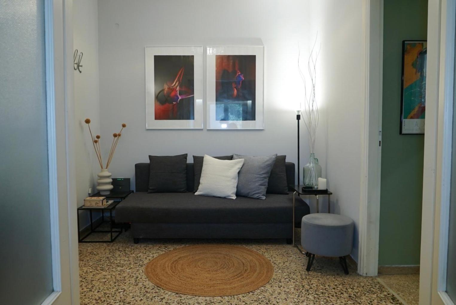 Comfy Studio Apartment Very Close To City Centre Афины Экстерьер фото